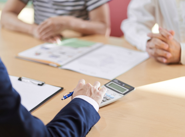 見積り内容の説明の写真